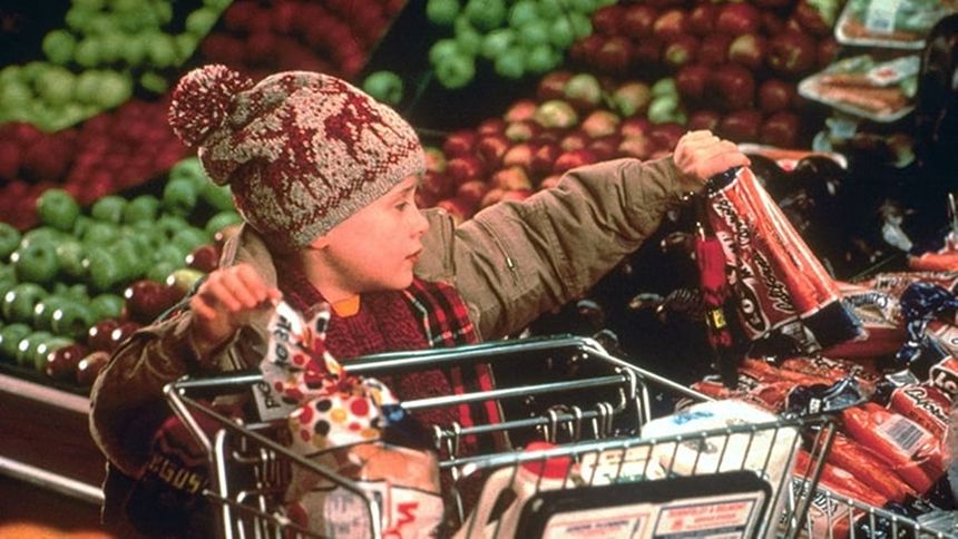 Home Alone; Kevin doet boodschappen in film Home Alone