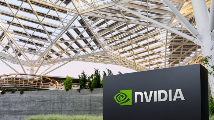 NVIDIA miljarden waard; Een plein met overdakking en het NVIDIA logo erbij