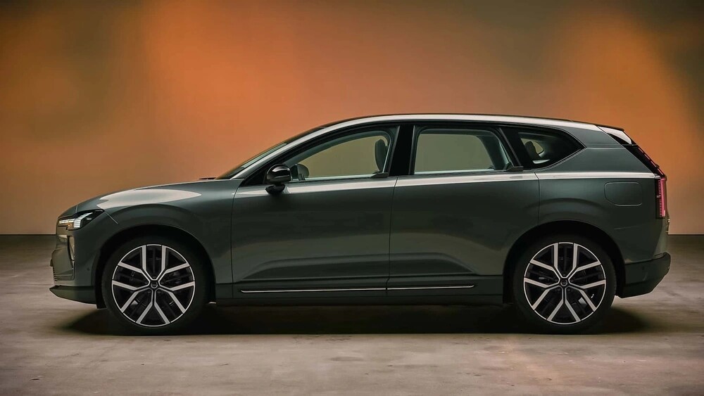 Volvo EX60